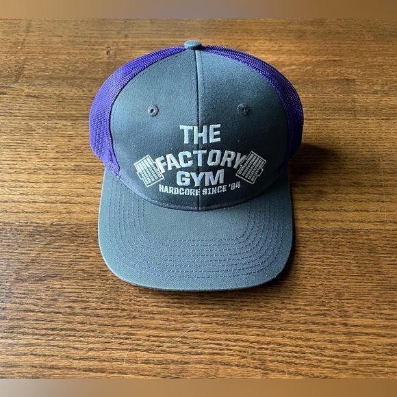 The Factory Gym Snapback - Picture 1 of 2